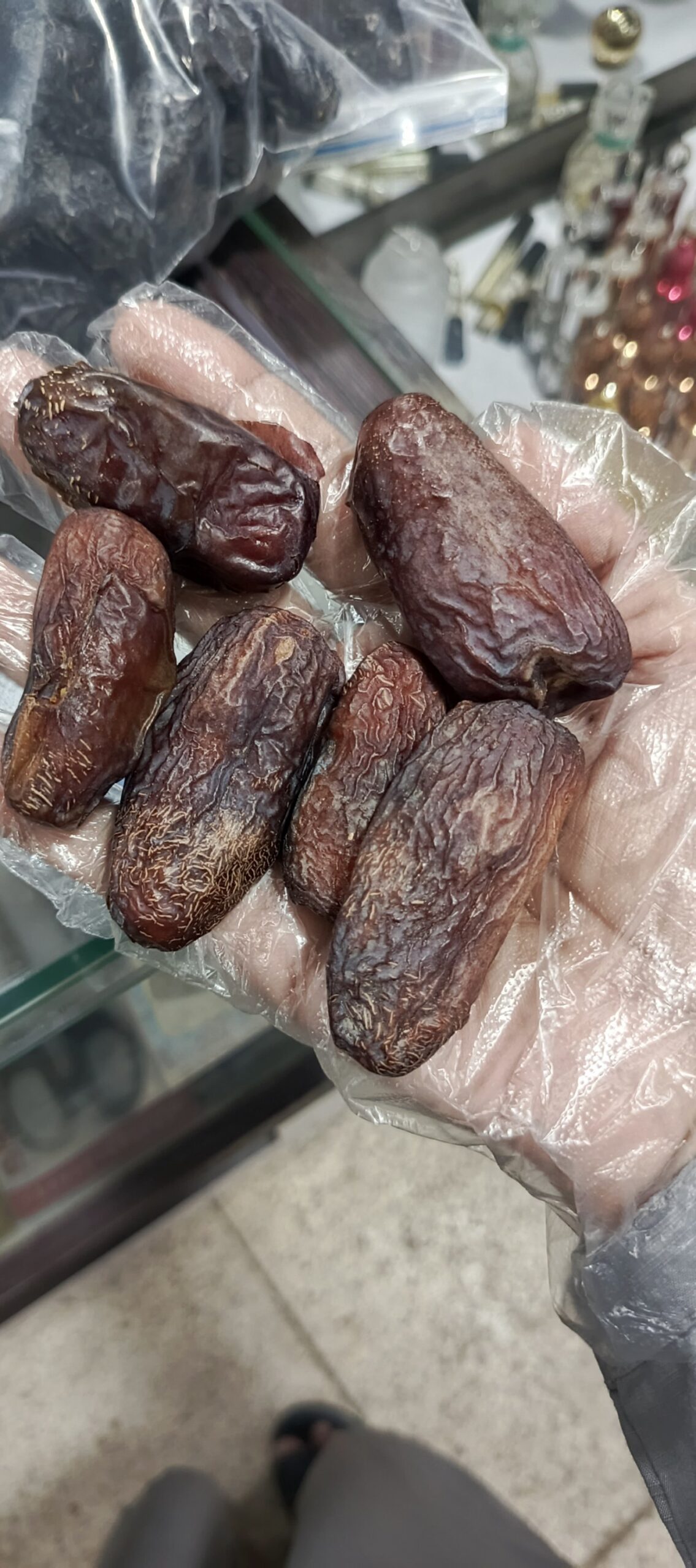 Ambar Dates Saudia